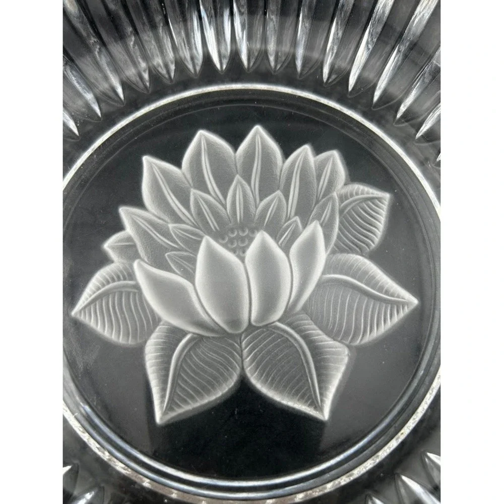Vintage Cut‎ Crystal Bowl With Etched Floral Lotus Design 8